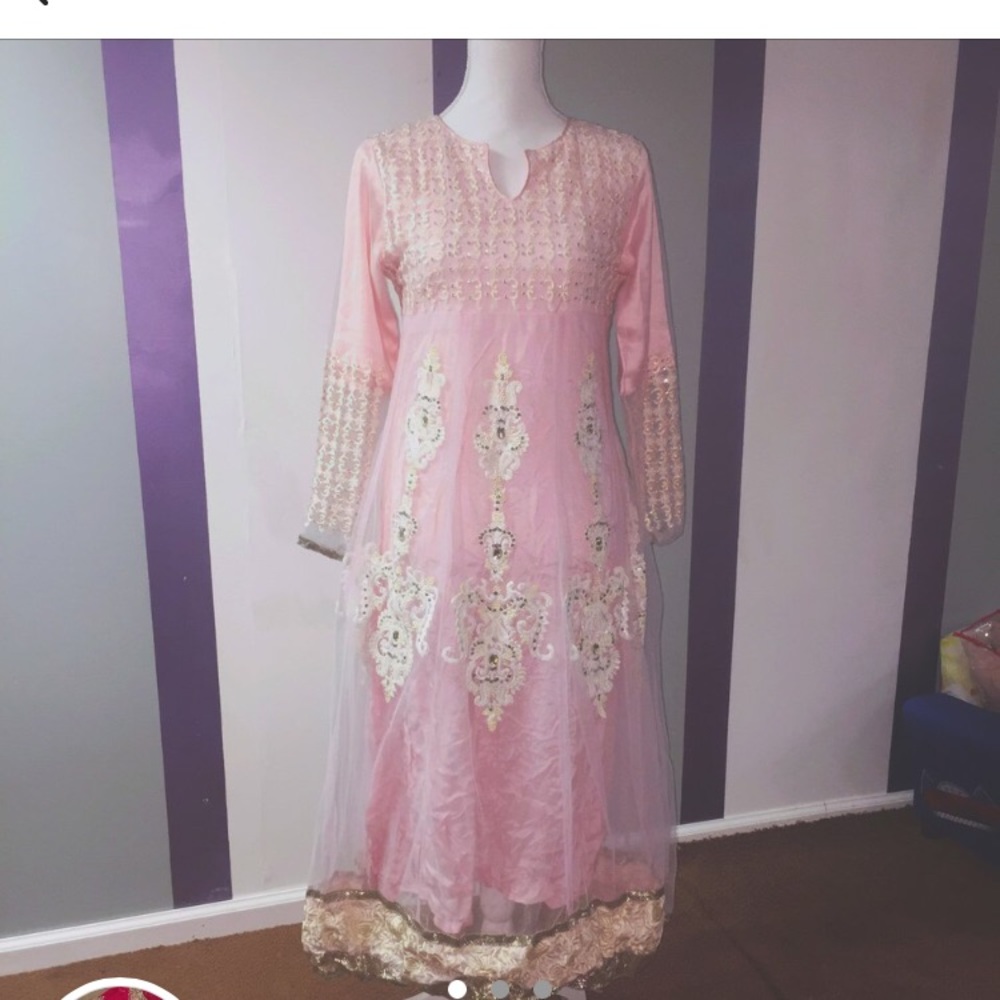 Salwar kameez outfit